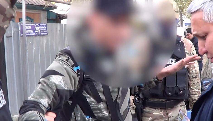 Похищенное в ходе январских событий боевое оружие изъяли у жителя Жетысу в Алматы