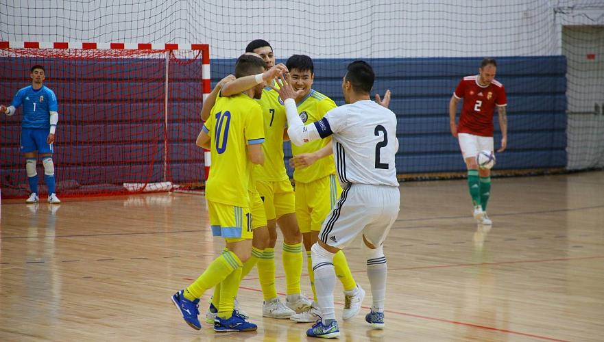 Команда Казахстана по футзалу победила венгров в квалификации на чемпионат Европы-2022