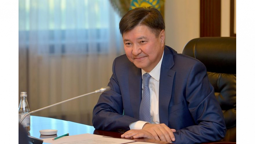 Бывшим гражданам Казахстана запретили снять накопления из ЕНПФ после вмешательства Асанова