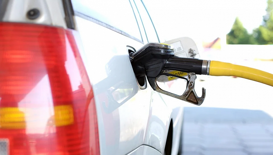 Выпуск бензина в Казахстане в январе-июле вырос на 7,7%