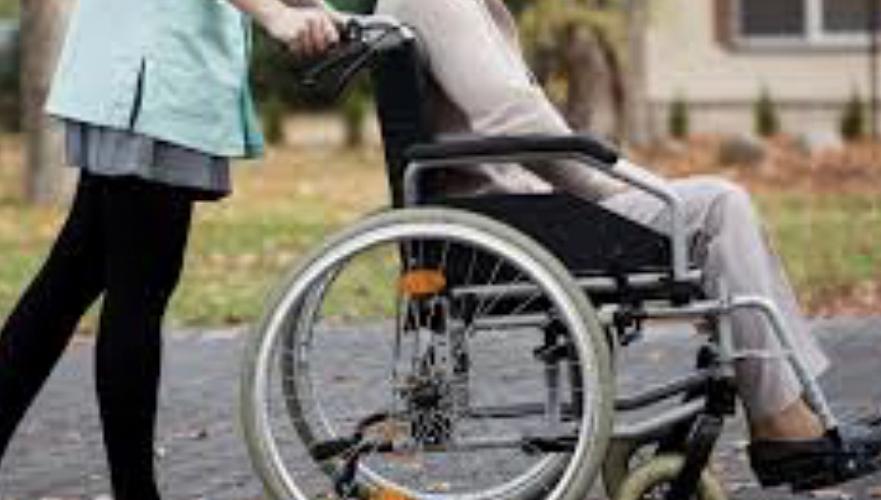 Токаев подписал поправки об улучшении качества жизни лиц с инвалидностью