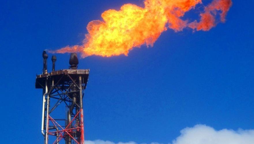 Штрафы за сжигание газа в факелах планируют пересмотреть в Казахстане