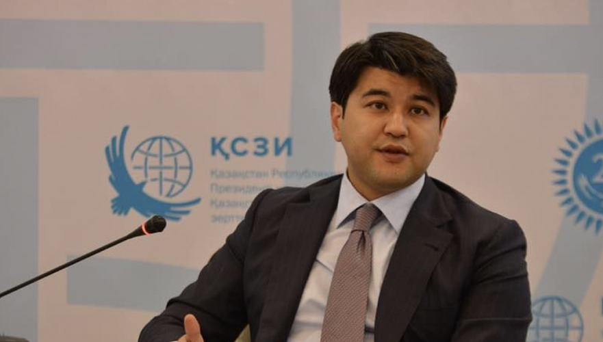 Бишимбаев перед задержанием угрожал нанести себе ножевые ранения – источник