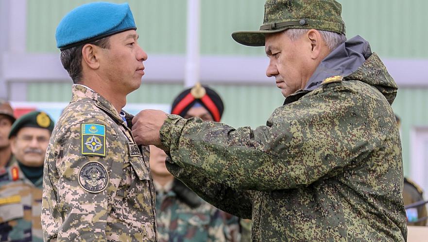 Казахстанские военные награждены в России на учениях «Центр-2019»