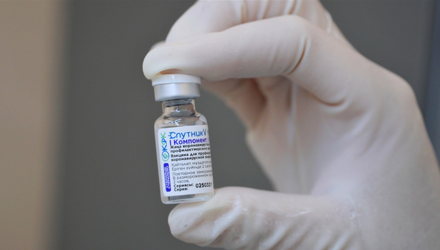 Условиями хранения вакцин от коронавируса обеспокоен Токаев