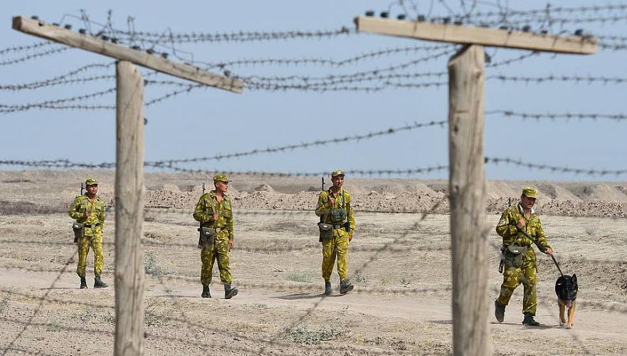 Кыргызстан и Таджикистан начали отвод военнослужащих из зоны вооруженного конфликта