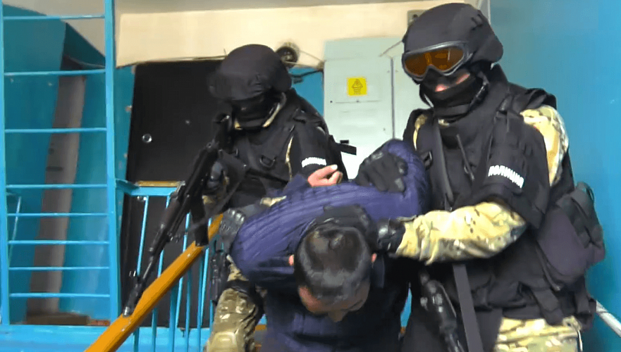 Семеро задержаны по делу ОПГ в рамках спецоперации наркополицейских в двух областях РК