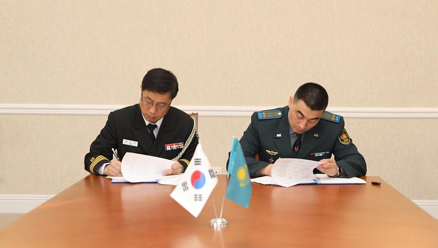 Казахстан и Корея подписали план военного сотрудничества между оборонными ведомствами на 2019 год