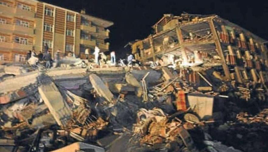 Число погибших в результате землетрясения на востоке Турции выросло до 20