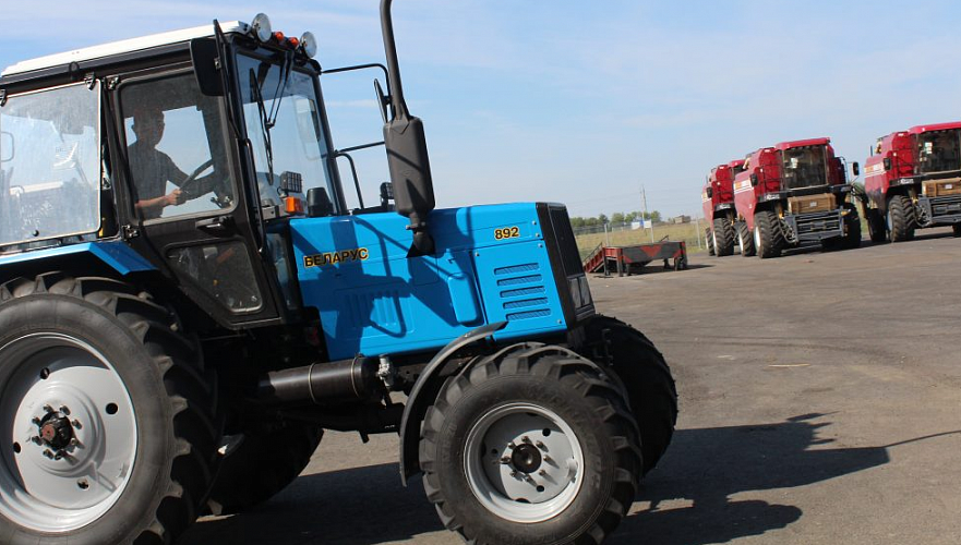 Анонсированная год назад локализация тракторов «Беларус» до сих пор не началась в Костанае