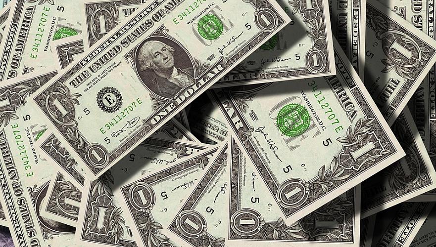 Курс доллара продолжил снижение в обменниках Нур-Султана, Алматы и Шымкента