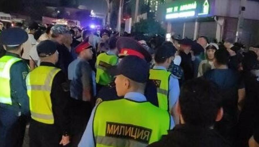Массовая драка с участием иностранцев спровоцировала стихийный протест в Бишкеке