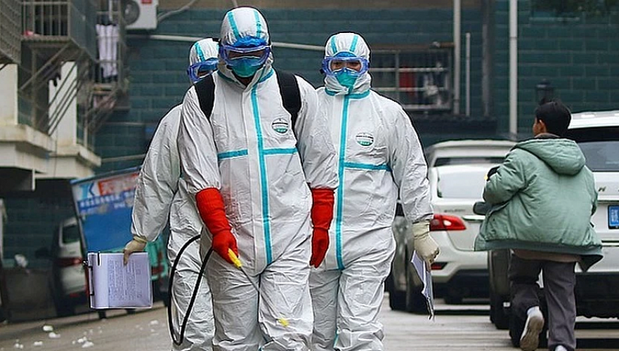 Китайский эксперт: В ближайшие 10 дней вспышка коронавируса может достигнуть пика
