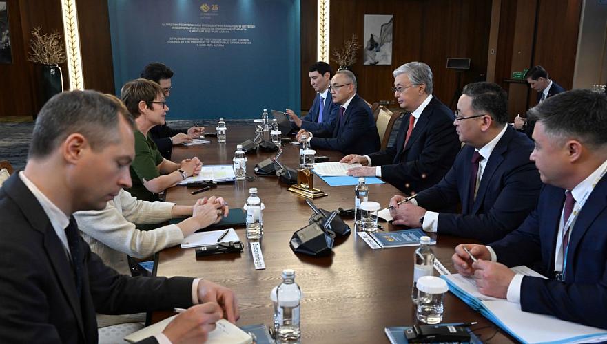 Токаев провел встречу с президентом ЕБРР