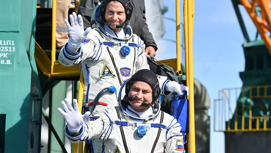 Роскосмос будет ходатайствовать о награждении членов экипажа корабля «Союз МС-10»