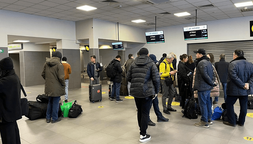 Застрявших в Украине казахстанцев планируют вернуть на родину тремя авиарейсами
