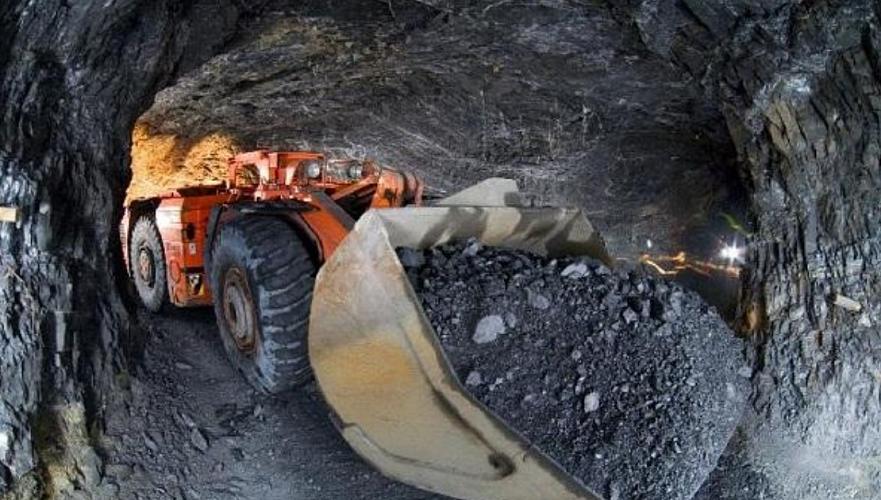 Жизни десятков шахтеров оказались под угрозой на месторождении свинца в Алматинской области