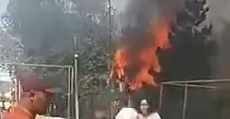 Крупный пожар произошел в зданиях ЗАГСа и архива в Каскелене