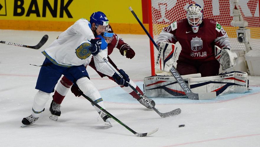 Казахстан обыграл Латвию на чемпионате мира по хоккею в элитном дивизионе