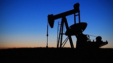 Цены на нефть снизились на Лондонской бирже в понедельник 
