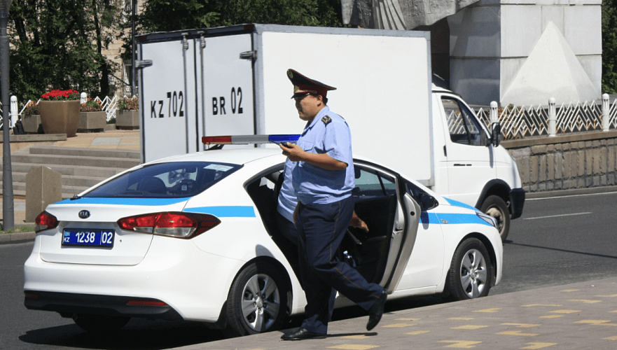 Полиция Алматы больше года покупает авто из и у одного источника, заплатив ему Т753,5 млн