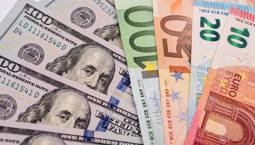 Официальные рыночные курсы валют на 24-26 апреля установил Нацбанк Казахстана