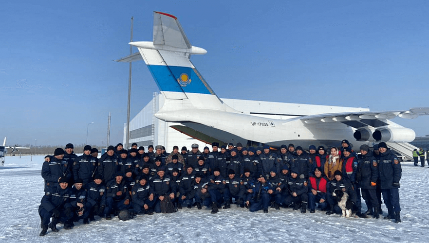 Вторая группа казахстанских спасателей вылетела на помощь в Турцию