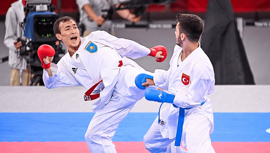 Казахстанский каратист Дархан Асадилов стартовал с победы на Олимпиаде в Токио