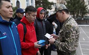 Казахстан нарастил штат военных – теперь хочет почти вдвое увеличить призыв офицеров запаса