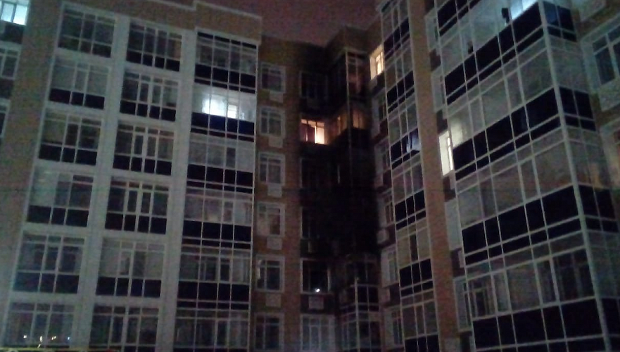 Пожар произошел в жилом доме на левом берегу Астаны (видео)