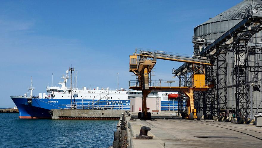 Морские порты Казахстана будут развивать транскаспийские перевозки с помощью судов-ролкеров