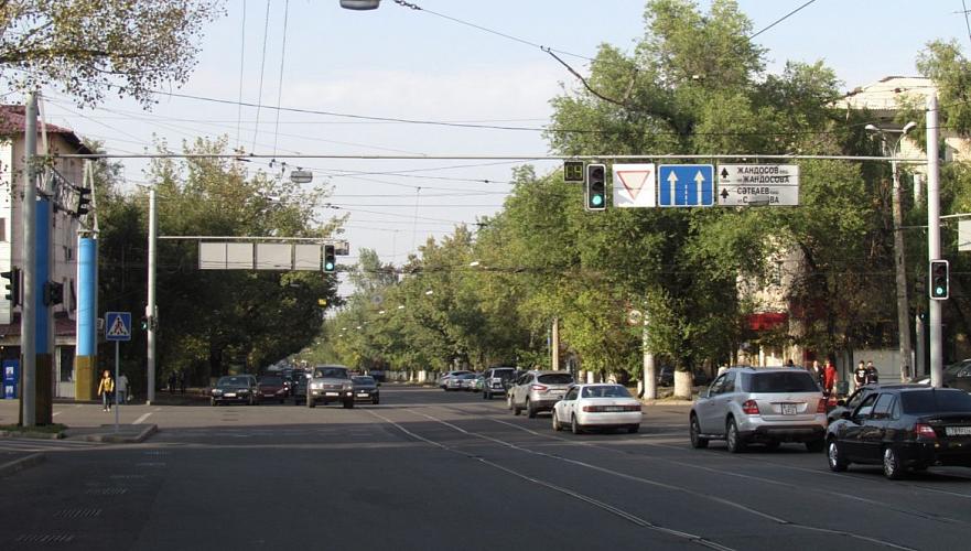 Движение на пересечении улиц  Жарокова и Тимирязева ограничат в Алматы в выходные