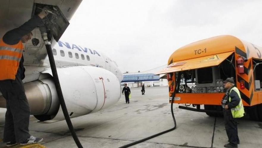 Дефицита авиатоплива в Казахстане нет и не предвидится, уверяет минэнерго