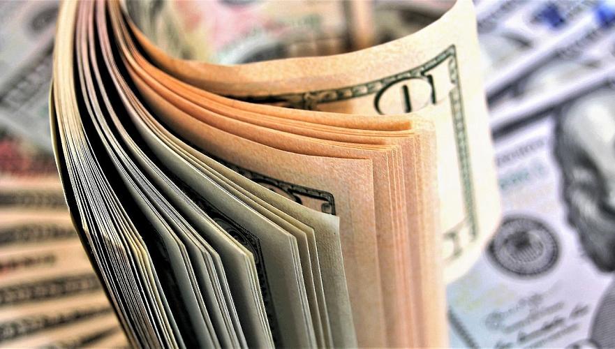 Официальные рыночные курсы валют на 1 июня установил Нацбанк Казахстана