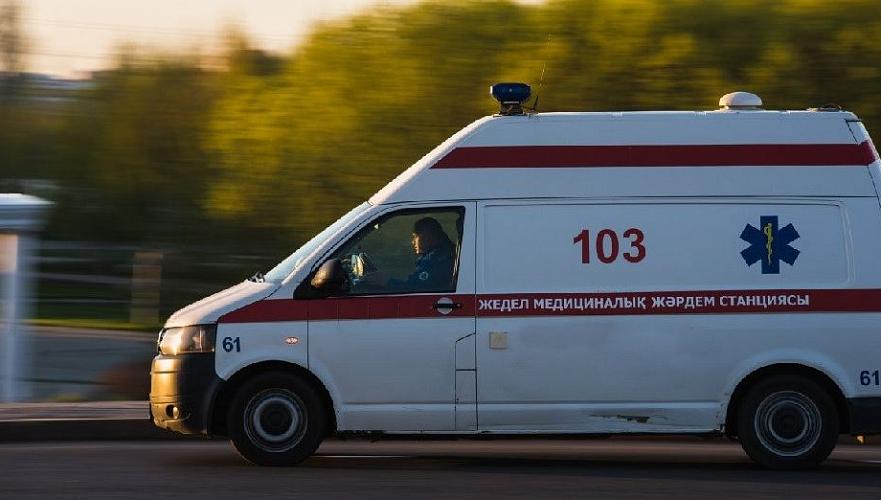 Машина скорой помощи с пациентом на борту столкнулась с легковушкой в Петропавловске