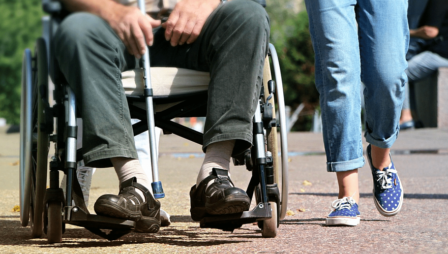 Более 30 объектов в Кокшетау нарушили права людей с инвалидностью