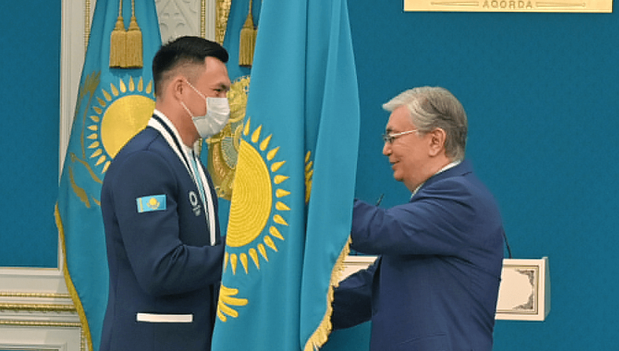 Токаев наградил орденами бронзовых призеров Олимпиады в Токио