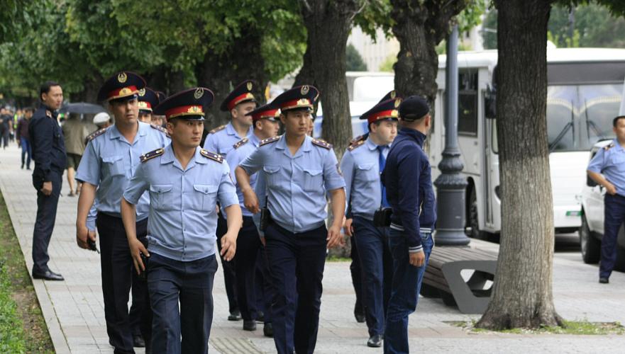 Митинг за реформу МВД отменили в Алматы после допроса активистов полицией про ДВК