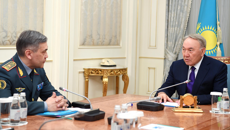 Глава минобороны доложил Назарбаеву об исполнении данных на заседании совбеза поручений