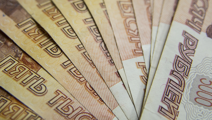 Покупка российских рублей выросла на 31% за сентябрь вне биржи