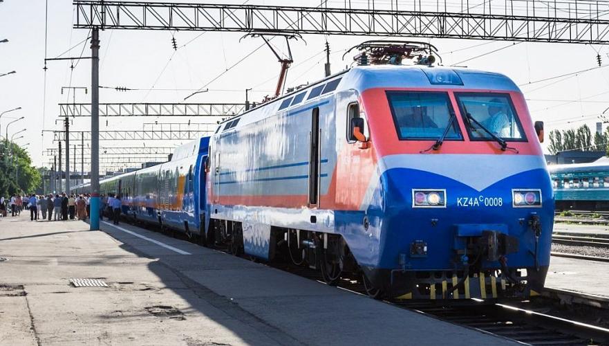 В Казахстане приостановили движение пассажирских поездов по 16 направлениям
