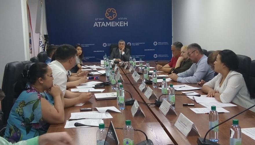 Более Т23 млн задолженности насчитало управление госактивов Алматы арендаторам школьных столовых