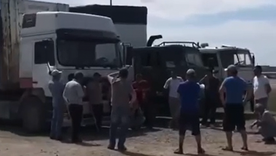 Дальнобойщики протестуют против платных дорог в Казахстане