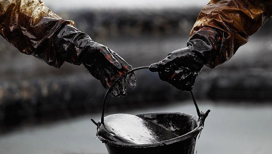 Цены на сырую нефть достигли рекордного уровня после обещания Ирака ограничить добычу