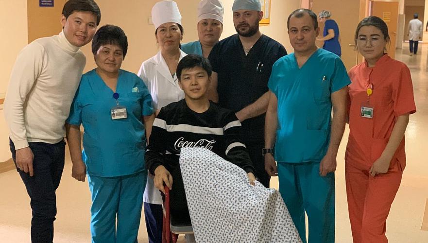 Последний пострадавший при крушении самолета Bek Air под Алматы выписан из больницы