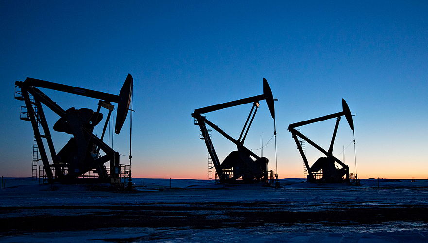 Нефть незначительно подорожала на ведущих мировых биржах