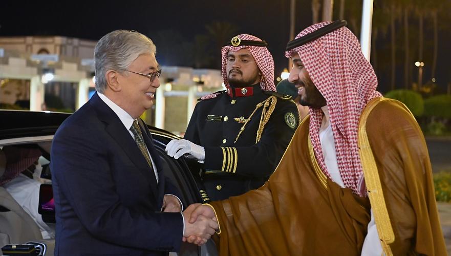 Токаев поздравил принца Саудовской Аравии с победой за право проведения EXPO-2030