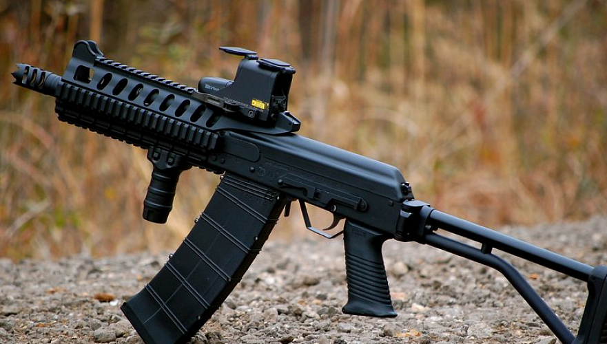 «Охотзоопром» намерен купить 130 единиц огнестрельного автоматического оружия за Т36,3 млн