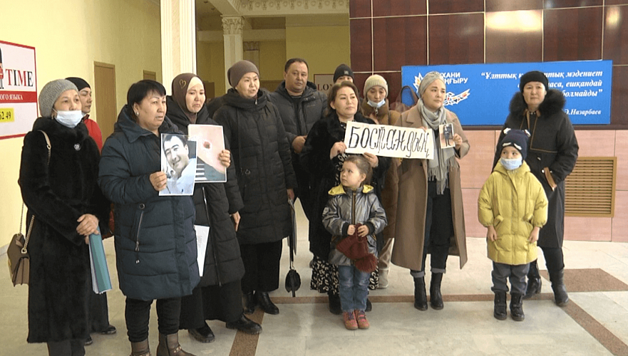 Мать задержанного в Атырау: «Отвезли в «Динамо», выбивали признание под дулом автомата»