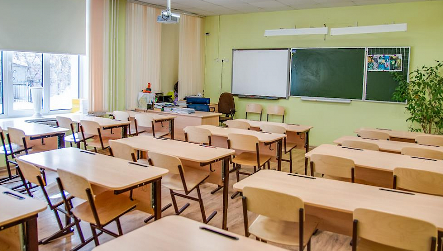 Учебный год во всех школах Казахстана хотят завершить 25 мая